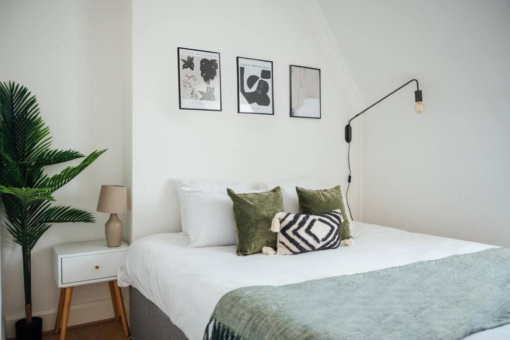 Charming 2 Bedroom Flat In The Heart Of Kings Cross, London Exterior photo