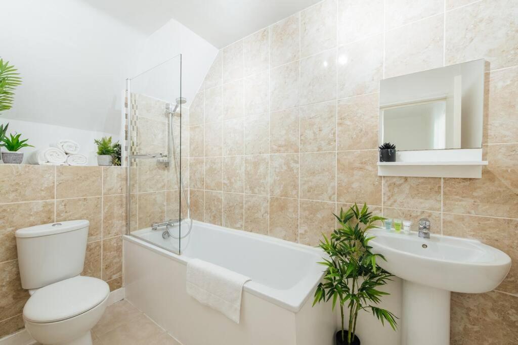 Charming 2 Bedroom Flat In The Heart Of Kings Cross, London Exterior photo