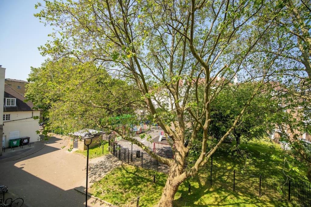 Charming 2 Bedroom Flat In The Heart Of Kings Cross, London Exterior photo