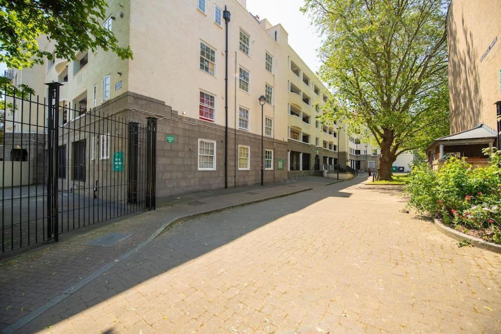 Charming 2 Bedroom Flat In The Heart Of Kings Cross, London Exterior photo