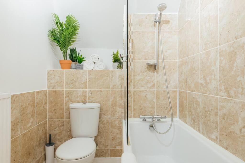 Charming 2 Bedroom Flat In The Heart Of Kings Cross, London Exterior photo