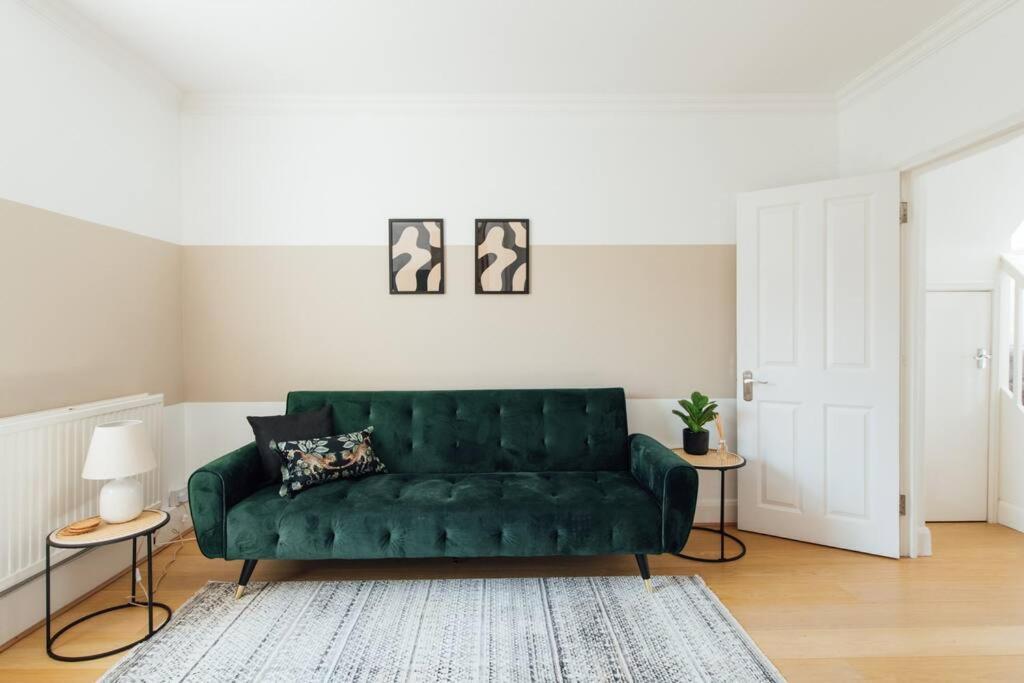 Charming 2 Bedroom Flat In The Heart Of Kings Cross, London Exterior photo
